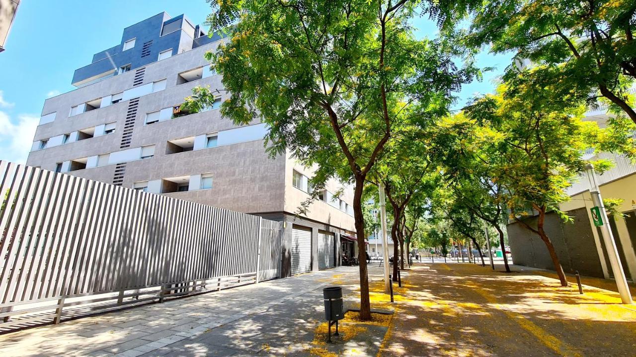 Forum-Ccib-Relax Flats Sant Adria de Besos Exterior foto